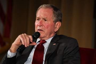 米国の孤立主義に警鐘　ブッシュ元大統領