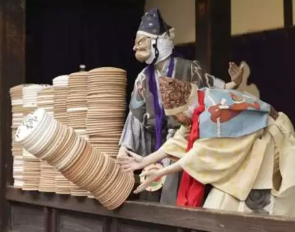 「炮烙割」に客席沸く、京都　壬生狂言始まる