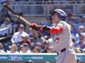 岡本、3試合連続本塁打　鈴木2安打、大谷は無安打