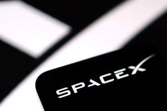 スペースX過去最大12兆円調達　12日に米ナスダックで取引開始