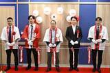 「新社名「ドコモ銀行」が始動　対面拠点5倍、「経済圏」PR」の画像1