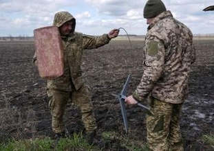 ロシアの製油所に攻撃再開　ウクライナ、迎撃弾枯渇か