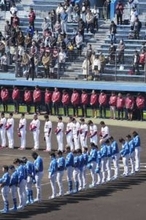 プロ野球楽天が静岡で黙とう　三木監督「東北の力になる」