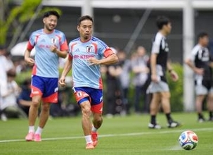 日本、W杯へ国内合宿開始　長友ら調整、31日壮行試合