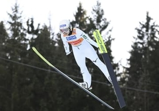 ジャンプ丸山希2位、プレブツV　W杯女子第8戦、高梨沙羅11位