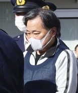 「聖霊に導かれ神社に油塗った」　建造物損壊容疑で逮捕の医師