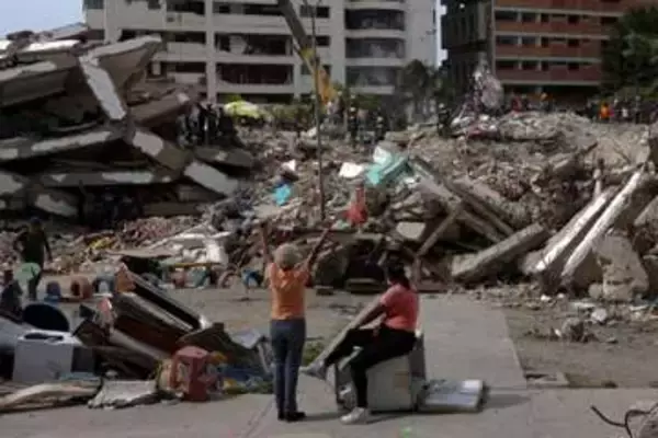 ベネズエラ地震1カ月、募る不満　死者5千人超、被害の全容見えず