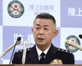 自衛官の歌唱「不適切でない」　陸自トップ、指導徹底表明