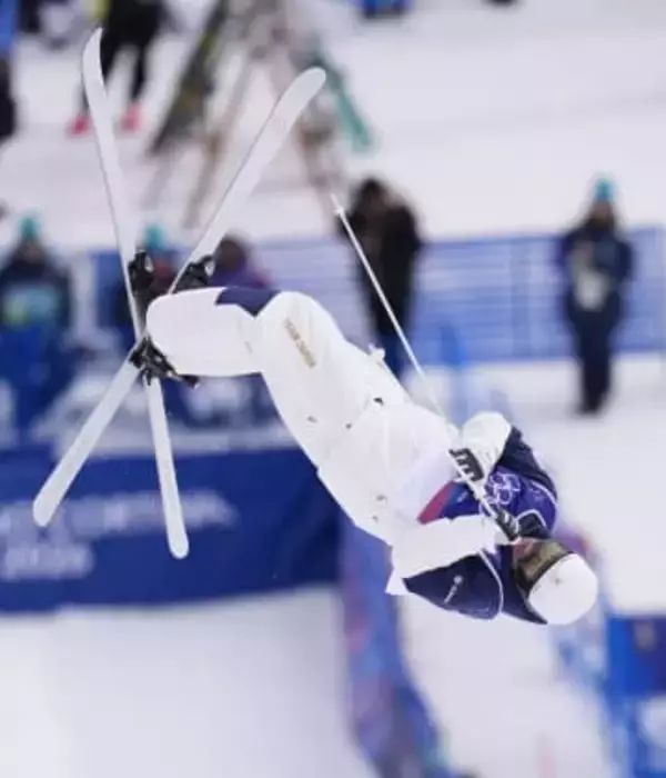 モーグル堀島首位、冨高5位通過　フリースタイル・10日