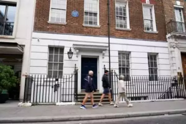 ロンドンに新ビートルズ記念館　来年、最後の演奏場所を改装