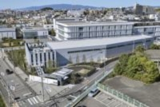 尼崎脱線、保存施設が完成　遺族ら案内、一般非公開