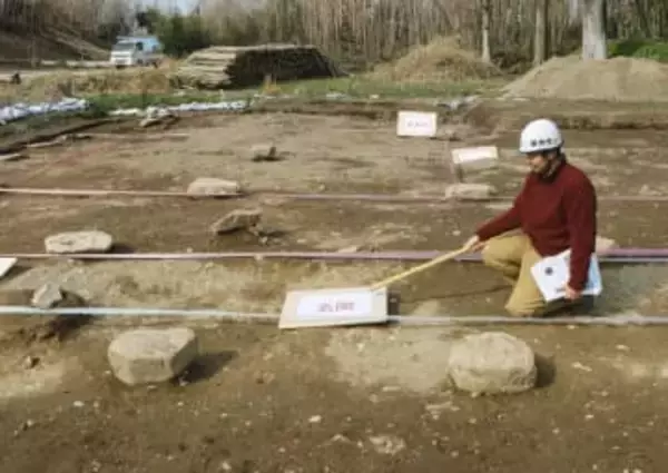家光利用の「玄関」確認、滋賀　徳川3代宿泊の永原御殿跡
