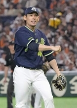 巨0―2ヤ（12日）　高梨が今季初勝利