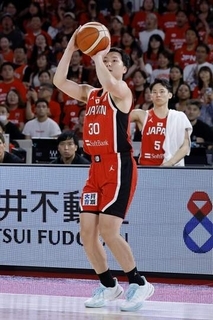 バスケ富永、得意の3点を4本　「久しぶりに自分らしいプレー」