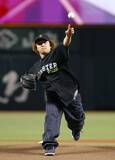 「ミラノ五輪銀の長谷川が始球式　スノボ男子、ソフトバンク戦で」の画像1