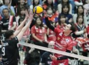 サントリー、大阪Bが先勝　バレーSVリーグ男子PO