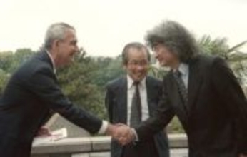 ＜あのころ＞小澤さん、外国人墓地支援　29年前の5月15日