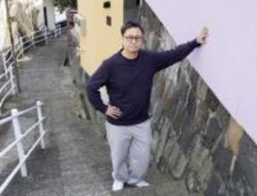 斜面の空き家、宿泊施設や交流の場に再生　長崎市で次々と、建築家の小笠原さん