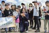 「高木美帆さんが地元でパレード　応援に感謝、北海道・幕別」の画像1