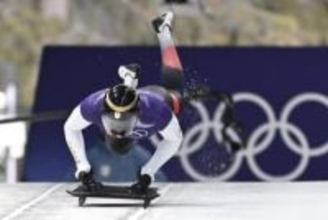 高橋弘篤は2回戦終えて23位　スケルトン・12日