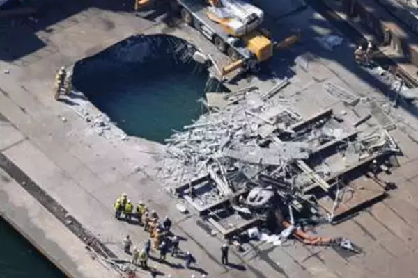 解体中に転落3人の死因判明　残り1人の捜索続く、川崎