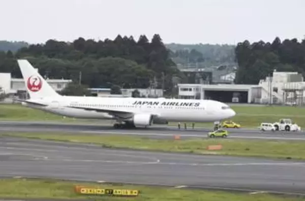 日航機が成田に緊急着陸　羽田―鹿児島、けが人なし