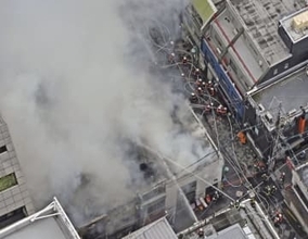 北九州の繁華街でまた火災　けが人なし、6棟焼ける
