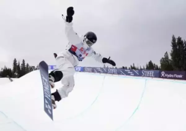戸塚、重野らが決勝に進出　スノボW杯、HP第2戦