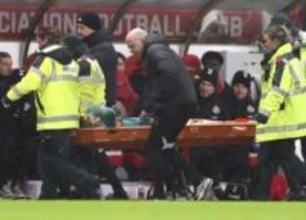 遠藤航は初先発も負傷交代　サッカーのプレミアリーグ