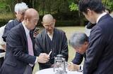 「原爆残り火「平和の光に」　ハワイ式典向け採火、福岡」の画像1