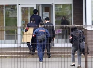 入所者に暴行疑いで家宅捜索　2人逮捕の障害者支援施設