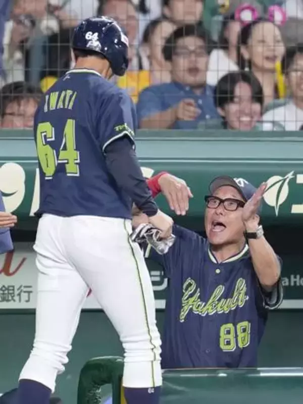神3―4ヤ（23日）　ヤクルトが逆転勝ち