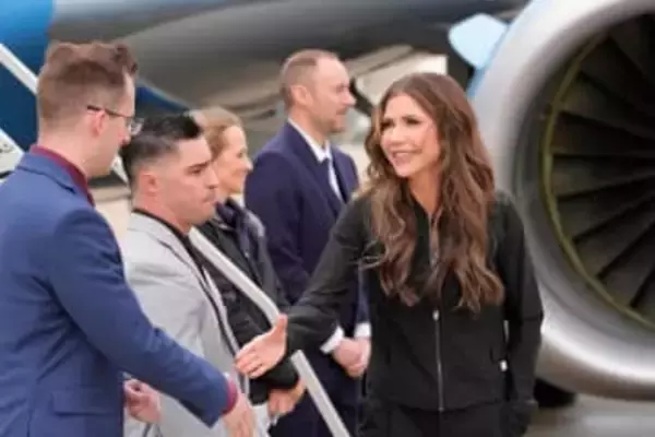 米国土安保省の報道官辞任　移民摘発正当化で批判も