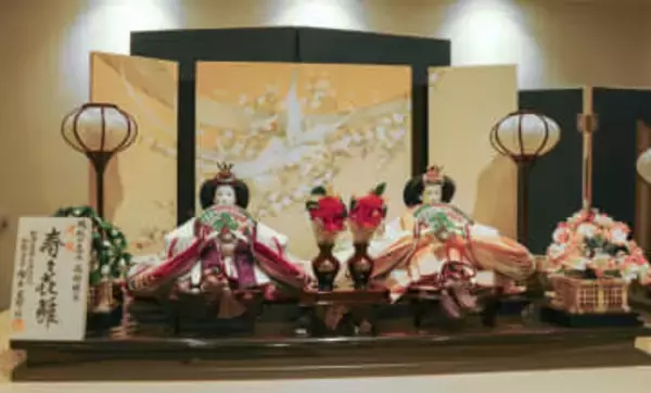 「おひなさま同士」で祝う節句　人形工房、願いを受けて製造