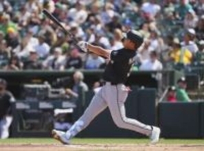 米大リーグ、村上3戦連続の8号　岡本は16試合ぶり3号ソロ