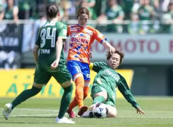 WEリーグ、日テレ東京Vは勝つ　今季限り引退の岩清水が決勝PK
