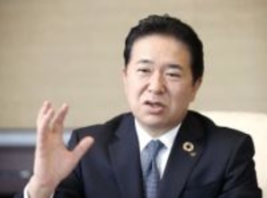 大和証券、5％の賃上げ検討　26年春闘、初任給も増額へ