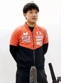 張本智和「金メダル狙える戦力」　世界卓球団体戦へ出発