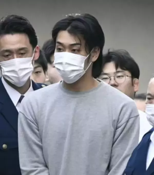 強盗傷害疑いで男5人逮捕、東京　千代田区の路上、鉄パイプで殴打