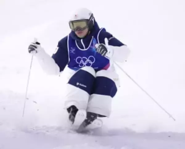 モーグル男子、堀島首位で決勝へ　女子の冨高と中尾も決勝進出