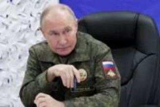 プーチン氏、領土妥協を否定　和平案巡り、欧州けん制