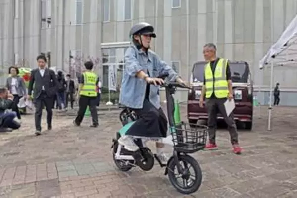 「自転車青切符開始で安全講習会　Luupが渋谷で開催」の画像