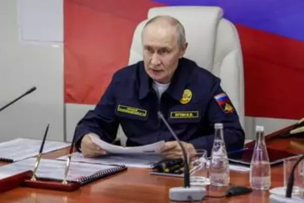 プーチン氏「日本を脅迫せず」　脅威指摘や領土要求に反論
