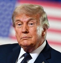 ベネズエラの石油権益確保　トランプ氏、ガソリン意識