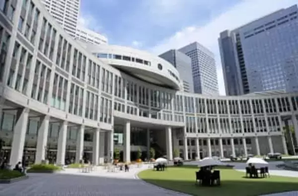 都議会、女性活躍推進条例が成立　補正予算も