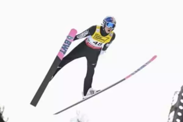 内藤4位、中村6位　W杯ジャンプ男子第22戦