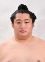 元小結遠藤の現役引退発表　年寄「北陣」を襲名、抜群の人気