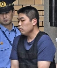 名古屋商業施設でスプレー噴射か　8人搬送、27歳男を逮捕