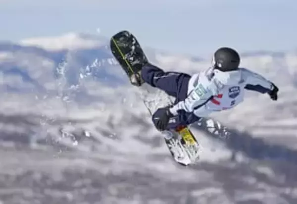 スノボ宮村、木俣ら決勝へ　ビッグエアW杯第3戦予選