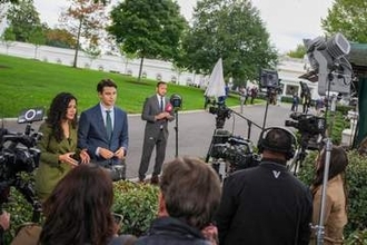3社がホワイトハウス入構可能に　CNNなど排除の米報道機関